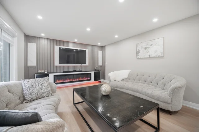 6 Maple Grove Road, Caledon Village - photo 12
