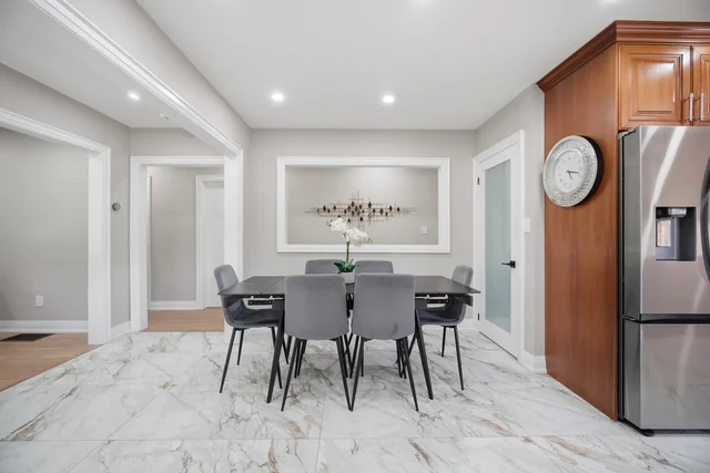 6 Maple Grove Road, Caledon Village - photo 16