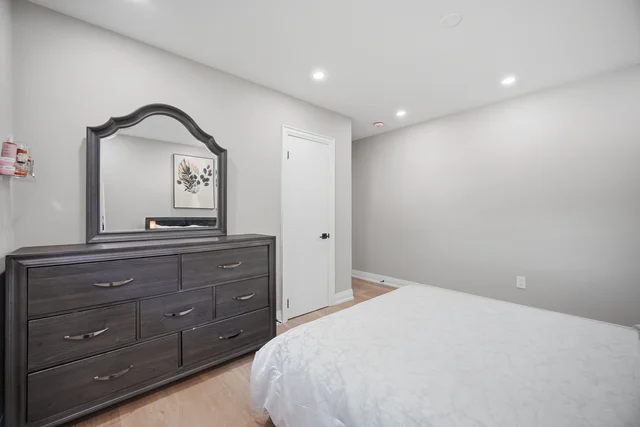 6 Maple Grove Road, Caledon Village - photo 33