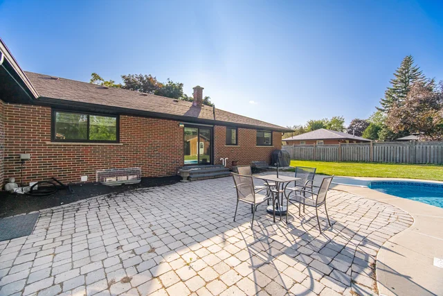 6 Maple Grove Road, Caledon Village - photo 53