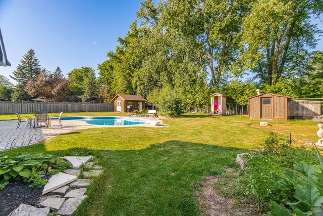 6 Maple Grove Road, Caledon Village - photo 54