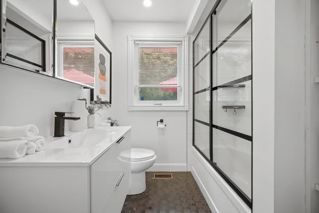 89 Alhart Drive, Etobicoke - photo 32