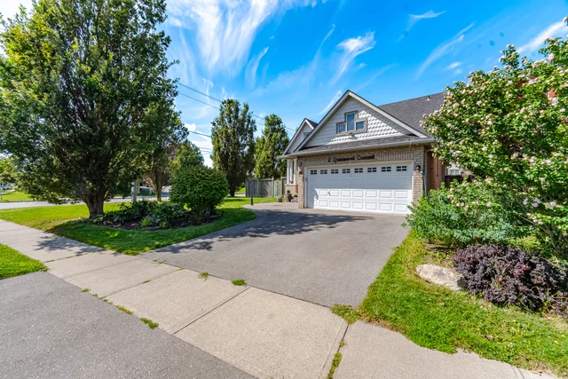 2 Sprucewood Crescent, Bowmanville - photo 7