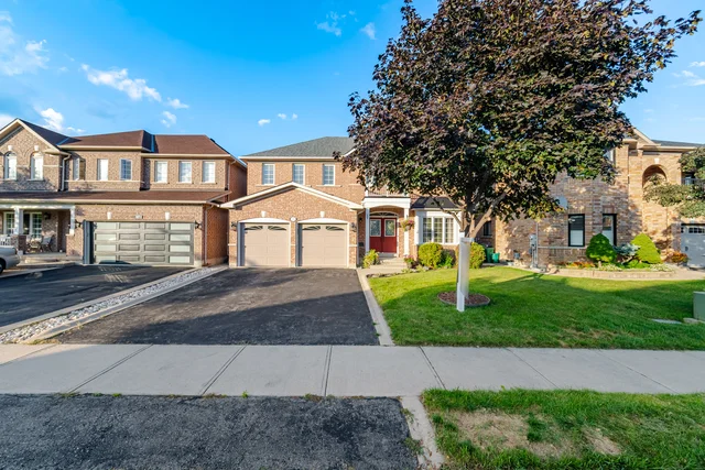 25 Dovergreen Drive, Brampton - photo 14