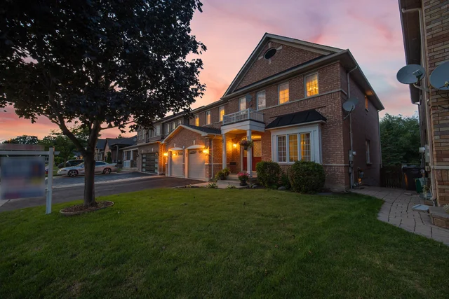 25 Dovergreen Drive, Brampton - photo 17