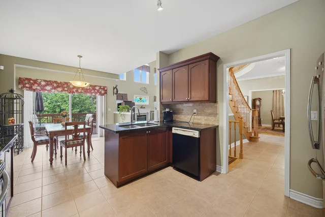 25 Dovergreen Drive, Brampton - photo 40