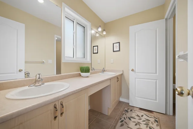 25 Dovergreen Drive, Brampton - photo 64