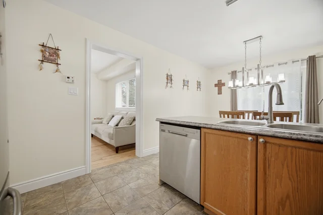 28 Wheatland Drive, Cambridge - photo 23
