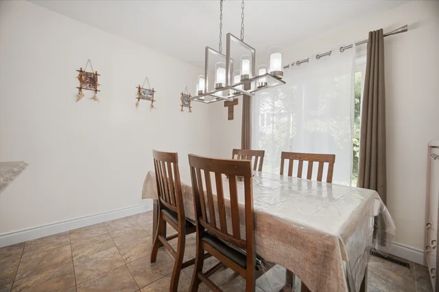 28 Wheatland Drive, Cambridge - photo 27