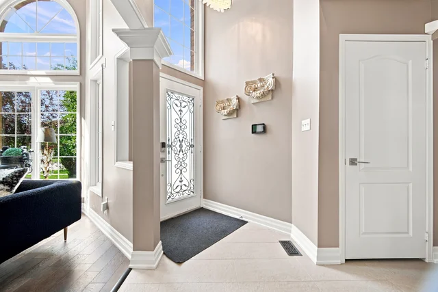 5911 Greensboro Drive, Mississauga - photo 11