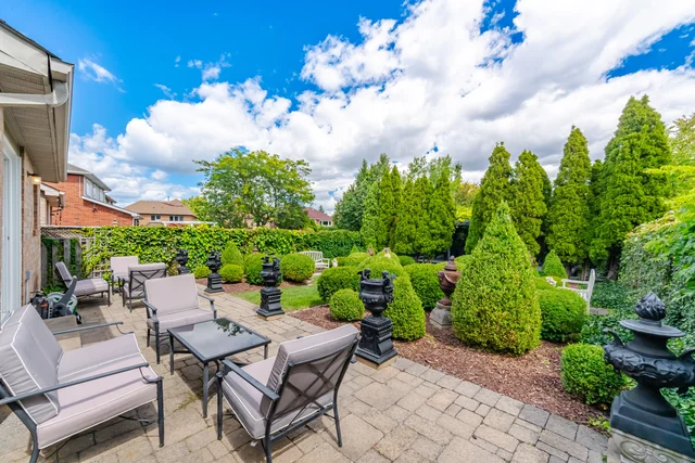 5911 Greensboro Drive, Mississauga - photo 92