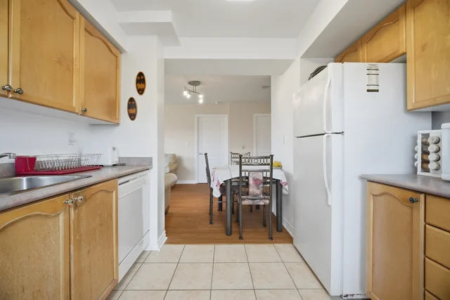 #313-300 Ray Lawson Boulevard, Brampton - photo 12
