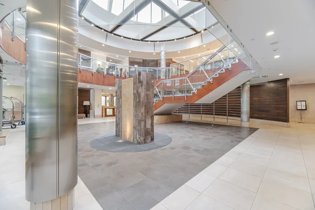 #PH2-3880 Duke of York Boulevard, Mississauga - photo 9