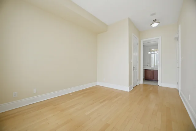 #PH2-3880 Duke of York Boulevard, Mississauga - photo 35