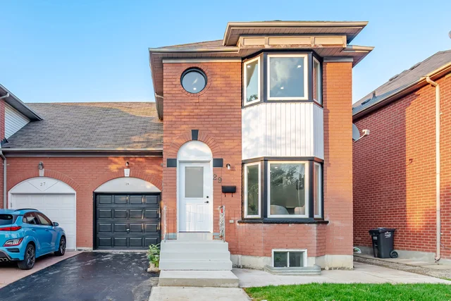 29 Fern Valley Crescent, Brampton - photo 1