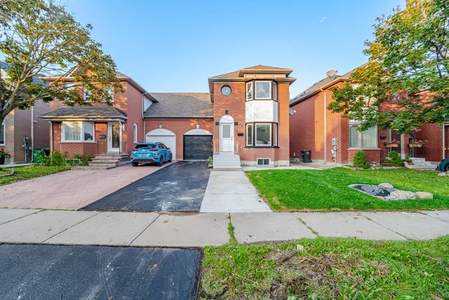 29 Fern Valley Crescent, Brampton - photo 2