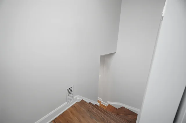 1 Lagos Road, Etobicoke - photo 29