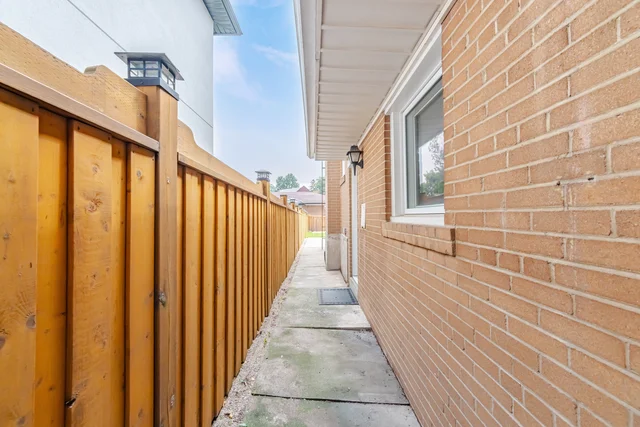 1 Lagos Road, Etobicoke - photo 45