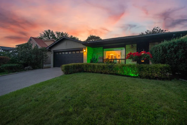 357 Karen Park Crescent, Mississauga - photo 17