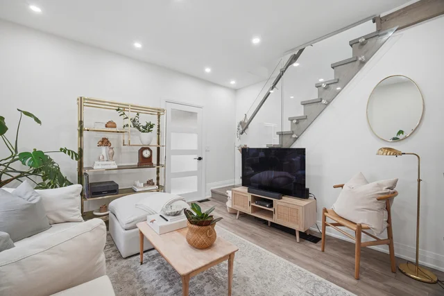146 Campbell Avenue, Hamilton - photo 16