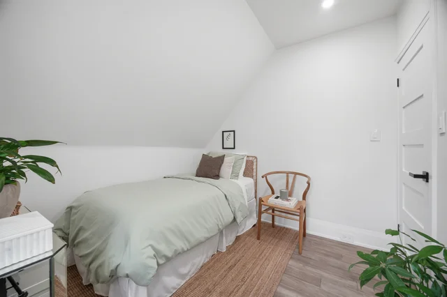 146 Campbell Avenue, Hamilton - photo 37