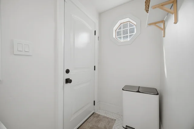 146 Campbell Avenue, Hamilton - photo 49