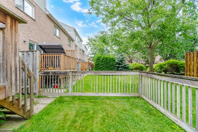 #108-1050 Bristol Road West, Mississauga - photo 51