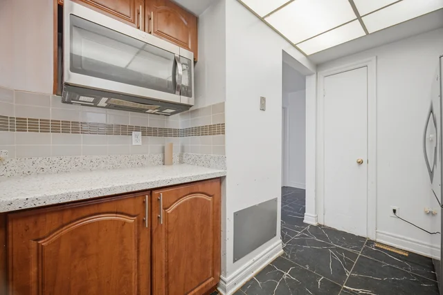 5633 Cortina Crescent, Mississauga - photo 8