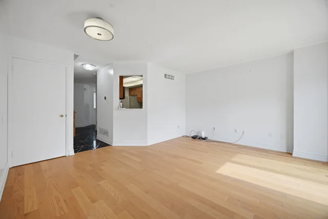 5633 Cortina Crescent, Mississauga - photo 12