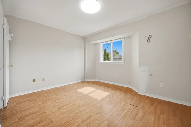 5633 Cortina Crescent, Mississauga - photo 17