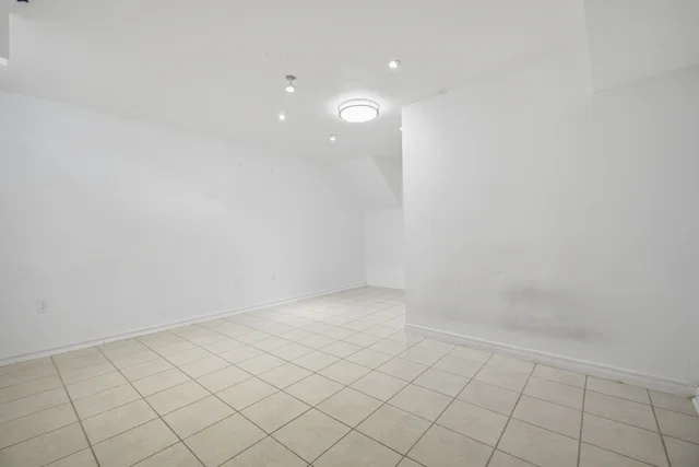 5633 Cortina Crescent, Mississauga - photo 33
