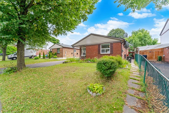 122 Parsell Square, Scarborough - photo 4