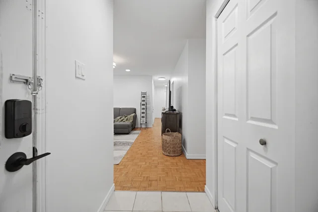 122 Parsell Square, Scarborough - photo 8