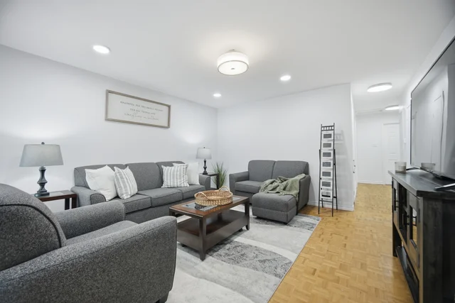 122 Parsell Square, Scarborough - photo 9