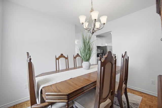 122 Parsell Square, Scarborough - photo 14