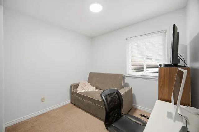 122 Parsell Square, Scarborough - photo 25