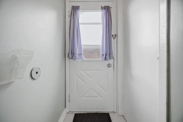 122 Parsell Square, Scarborough - photo 31