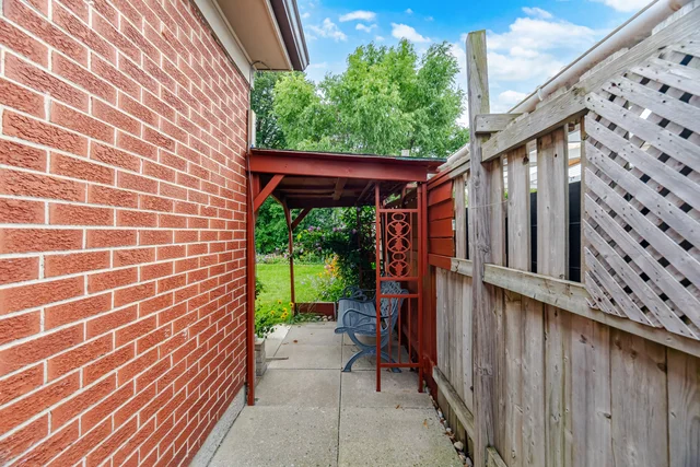 122 Parsell Square, Scarborough - photo 54