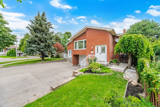 578 Cavell Drive, Mississauga - photo 3