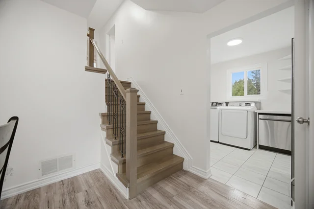 578 Cavell Drive, Mississauga - photo 23