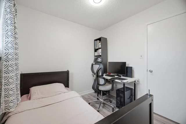 578 Cavell Drive, Mississauga - photo 33
