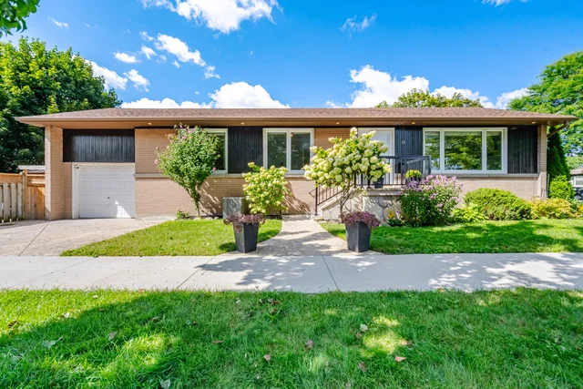 15 Velma Drive, Etobicoke - photo 1