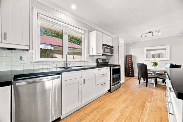 15 Velma Drive, Etobicoke - photo 14
