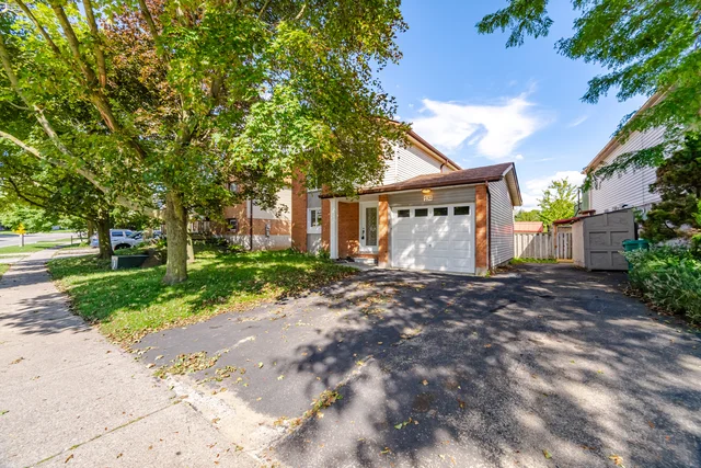 731 Elgin Street North, Cambridge - photo 3