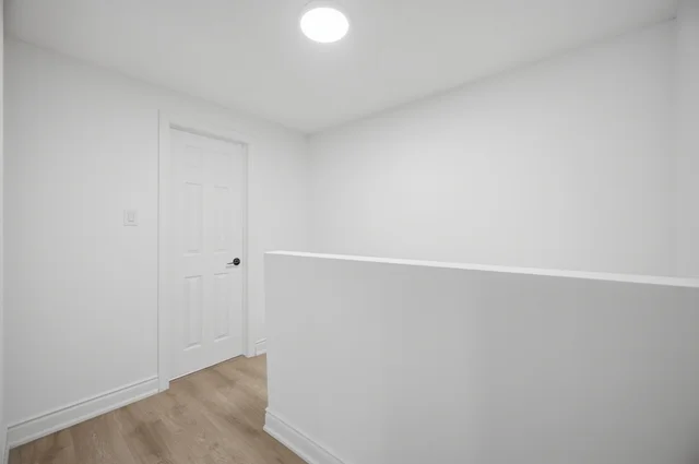 731 Elgin Street North, Cambridge - photo 22