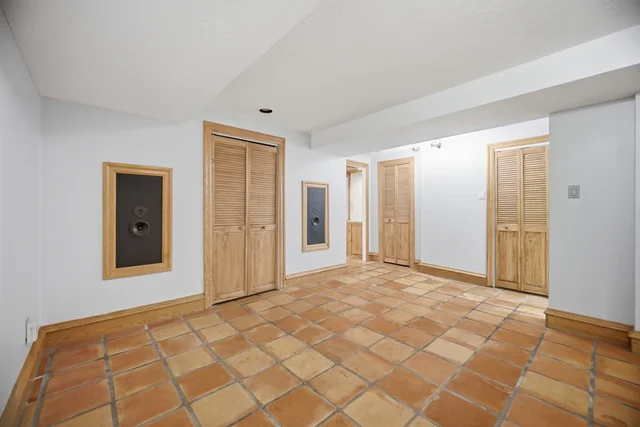 15 Shoreview Drive, Scarborough - photo 31