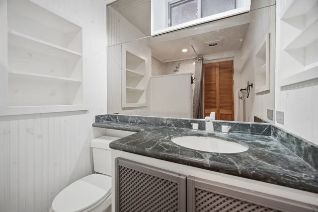 15 Shoreview Drive, Scarborough - photo 40