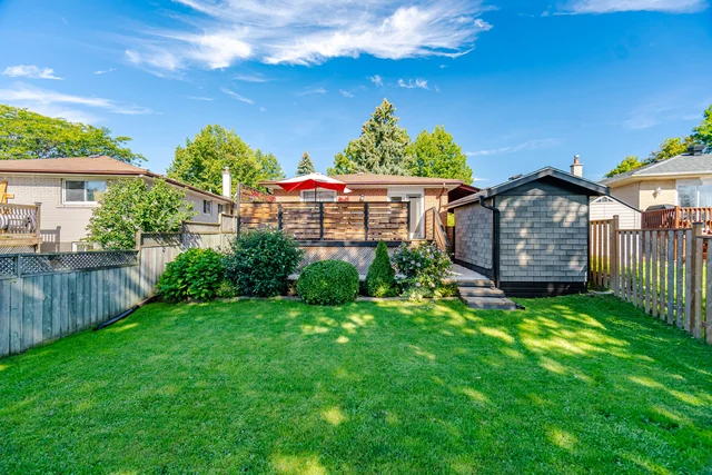 15 Shoreview Drive, Scarborough - photo 47