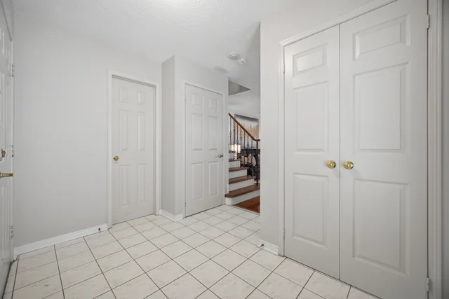 72 Yellow Brick Road, Brampton - photo 11