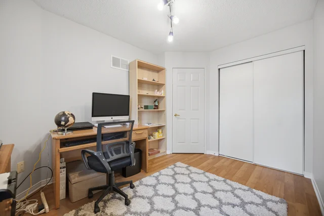 72 Yellow Brick Road, Brampton - photo 36